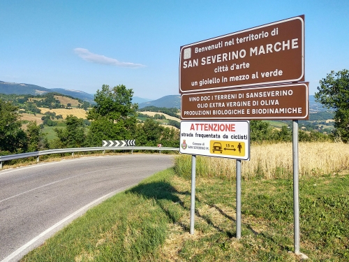 cartello-ciclisti-san-severino