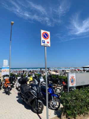 civitanova-soccorso-al-mare-estate-postazione-fissa-2-300x400