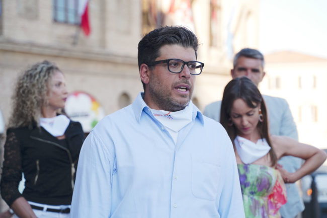 presentazione-lista-civica-macerata-insieme-miliozzi-ricotta-2020-foto-ap-12-650x433