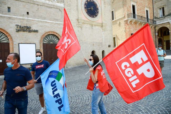 Cgil_Preefettura_FF-3-650x434