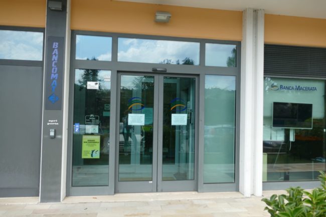 banca-macerata-filiale-tolentino-via-nazionale-4-650x433