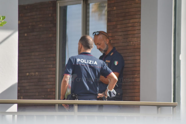 ritrovamento-residuato-bellico-appartamento-lungomare-nord-civitanova-polizia-FDM-2-650x434