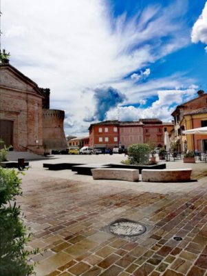 Piazza-Garibaldi-Urbisaglia