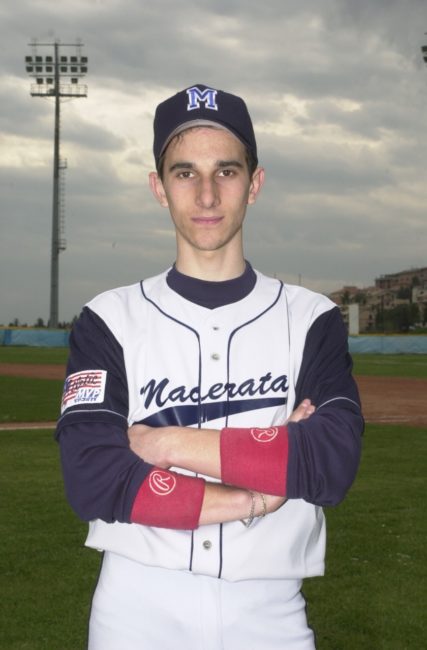 Serrani-Con-Macerata-Baseball-nel-2006-427x650