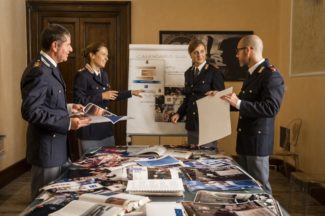 calendario-polizia-2021-1-325x216