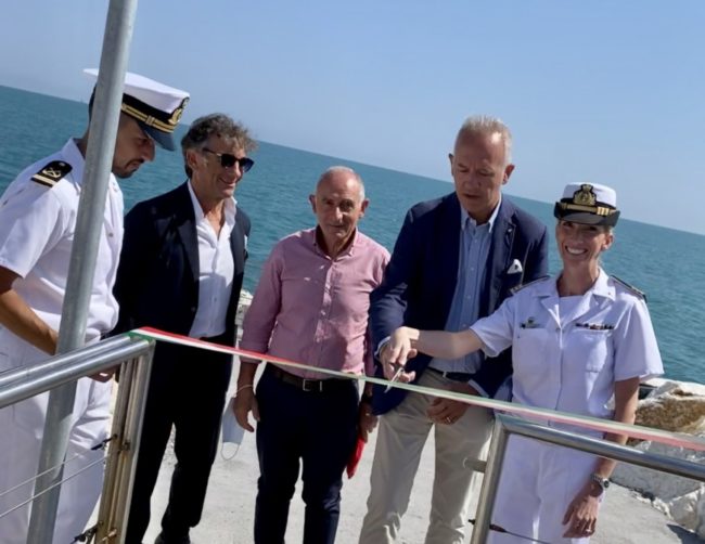 inaugurazione-area-pesca-sportiva-porto-civitanova-2-e1599653459857-650x502