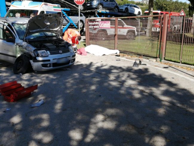 incidente-provinciale-urbisaglia-1-2_censored-650x488