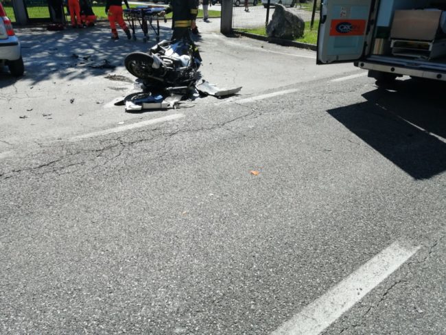 incidente-provinciale-urbisaglia-3-650x488