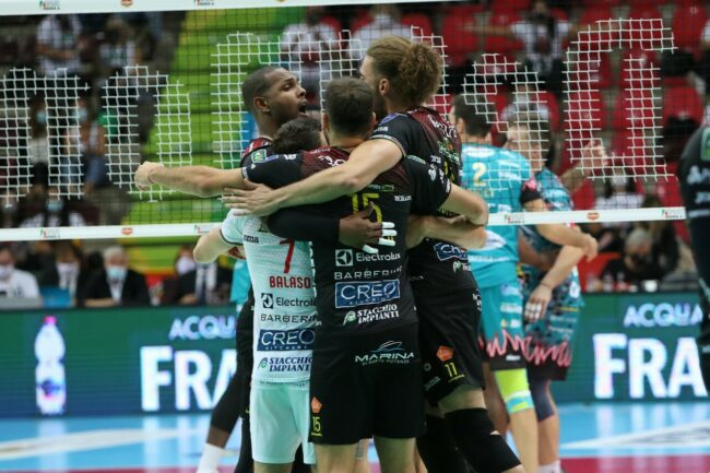 lube-perugia-finale-supercoppa-24-650x433
