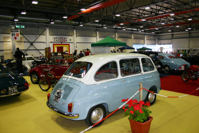 mostra-scambio-auto-e-moto-depoca-bastia-umbra-7-650x434