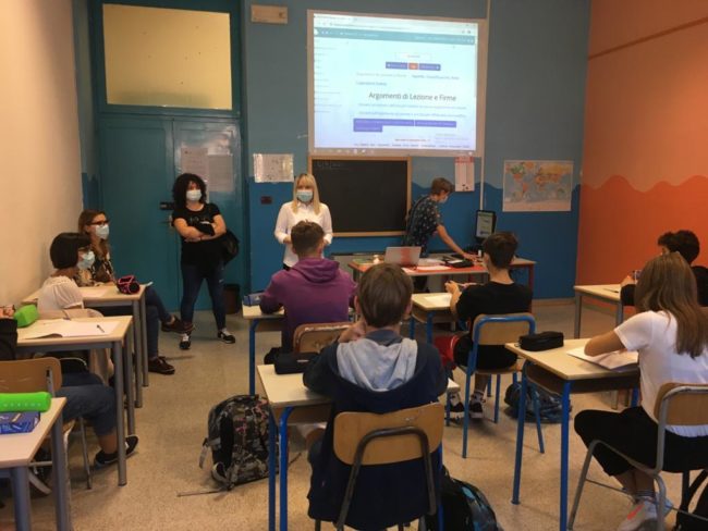 ritorno-in-classe-post-covid-san-severino-5-650x488