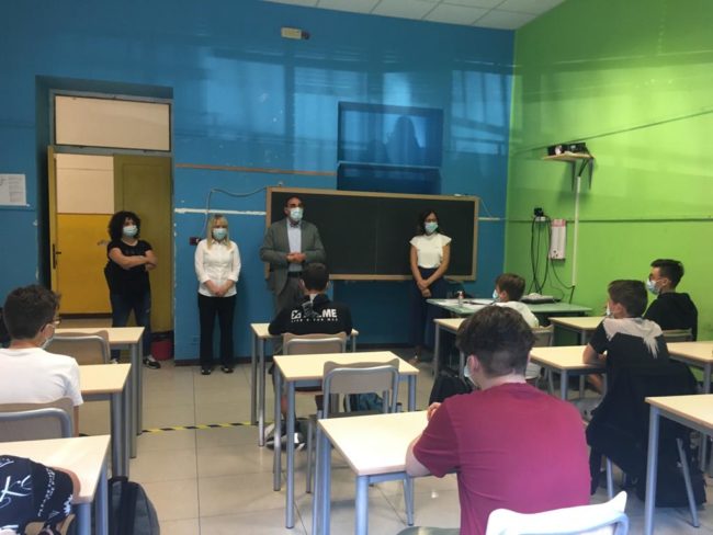 ritorno-in-classe-post-covid-san-severino-7-650x488