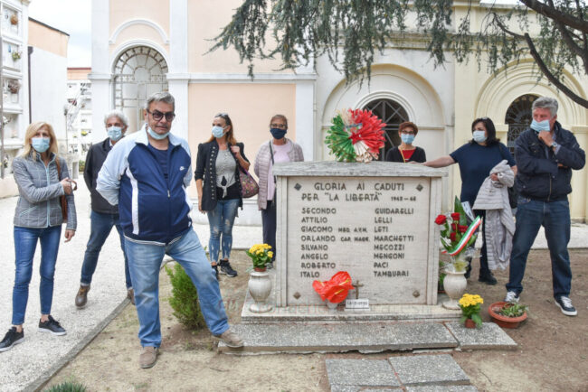 commemorazione-partigiani-lelli-paci-anpi-civitanova-FDM-3-650x434