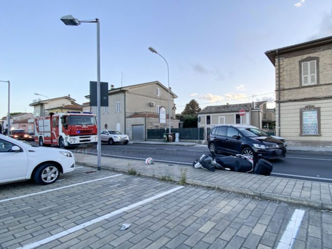 incidente-auto-contro-scooter-via-colombo-fontespina-civitanova-FDM-4-650x488