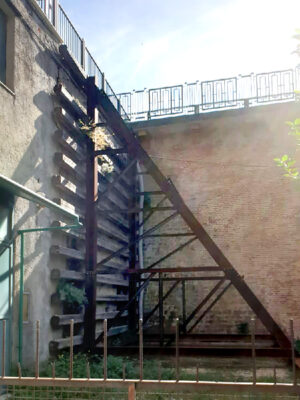 via-nazionale-muro-
