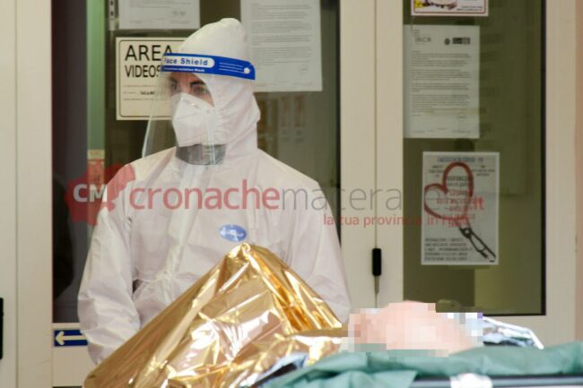 Covid-archivio-arkiv-Covid_CroceRossa_VillaCozza_FF-8-650x433