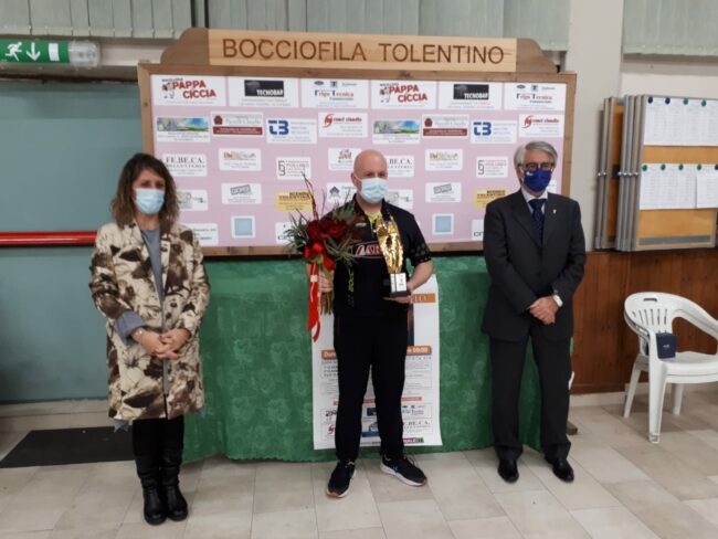 Gian-Luca-Manuelli-a-Tolentino-2020-650x488