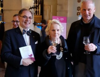 INAUGURAZIONE-VINITALY-2019-e1605699002557-325x251