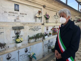 Parcaroli-cimitero-2-novembre-5-325x244