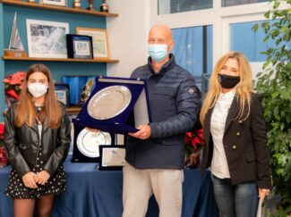 Paolo-Mangialardo-al-centro-con-Cristiana-Mazzaferro-destra