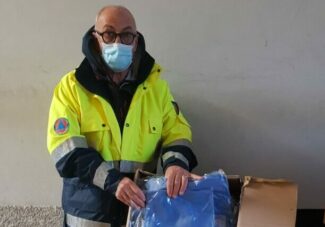 camici-casa-di-riposo-e1606910296974-325x227