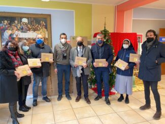 donazione-pasta-campofilone-1-325x244