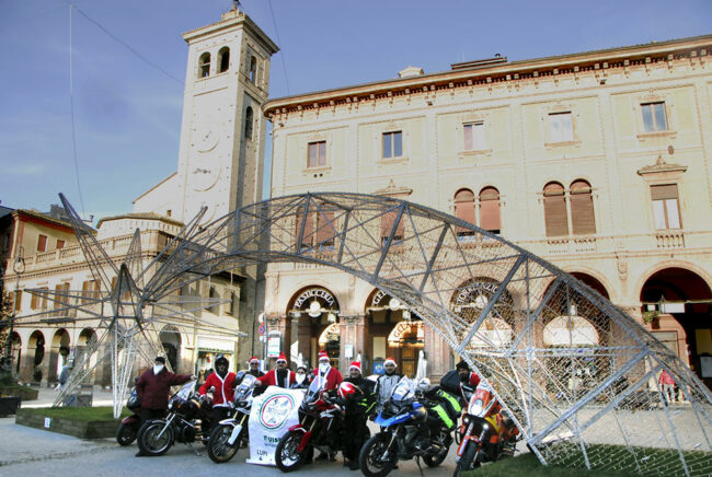 moto-club-tolentino-natale2-650x436