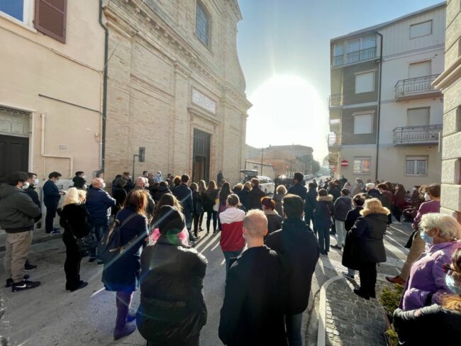 funerale-gennaro-di-prisco-5-650x488