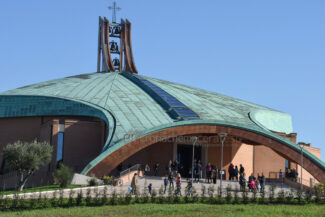 chiesa-santa-maria-ausiliatrice-san-marone-civitanova