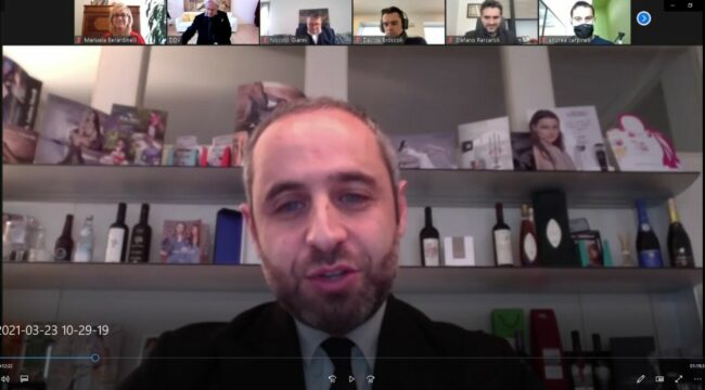 della-valle-incontro-giovani-confindustria-3-650x360