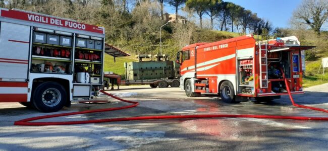 incendio-camion-tolentino-1-650x300