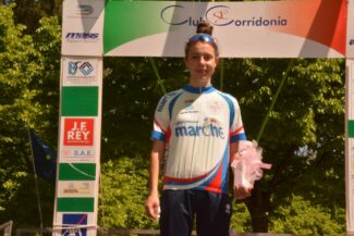 Giornata-Nazionale-Rosa-26042021-Ciabocco-campionessa-regionale-fci-marche-donne-junior-325x217