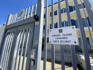 comando stazione caserma carabinieri archivio arkiv porto recanati - FDM
