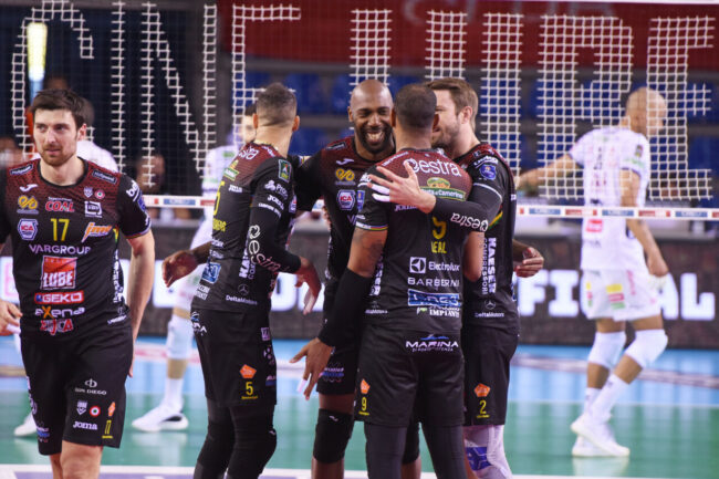 playoff-lube-volley-itas-trentino-gara-3-civitanova-FDM-13-650x433