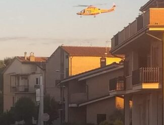 eliambulanza-montecosaro-e1622405642364-325x249
