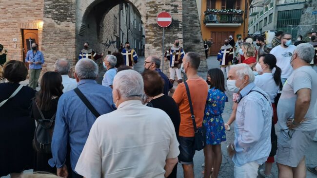 Passeggiata-Montolmo-7-650x366