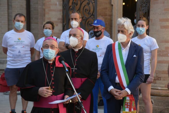 Pellegrinaggio-macerata-loreto-2021-9-650x433
