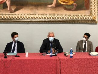 Tavolo-primo-piano-da-sinistra-Acquaroli-Poletti-Longhi