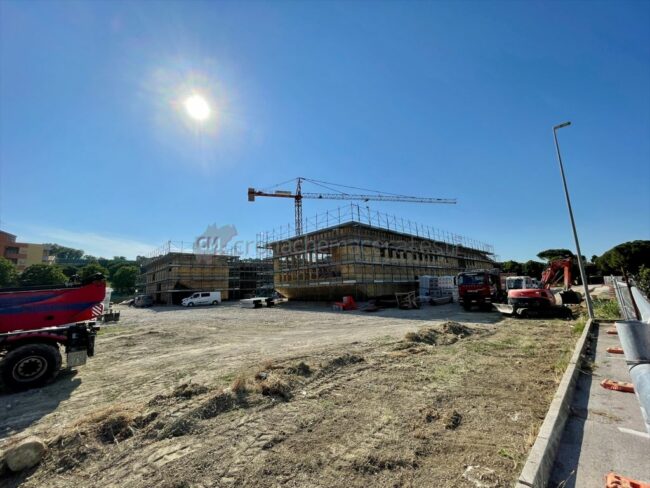 nuova-scuola-primaria-porto-potenza-4-650x488