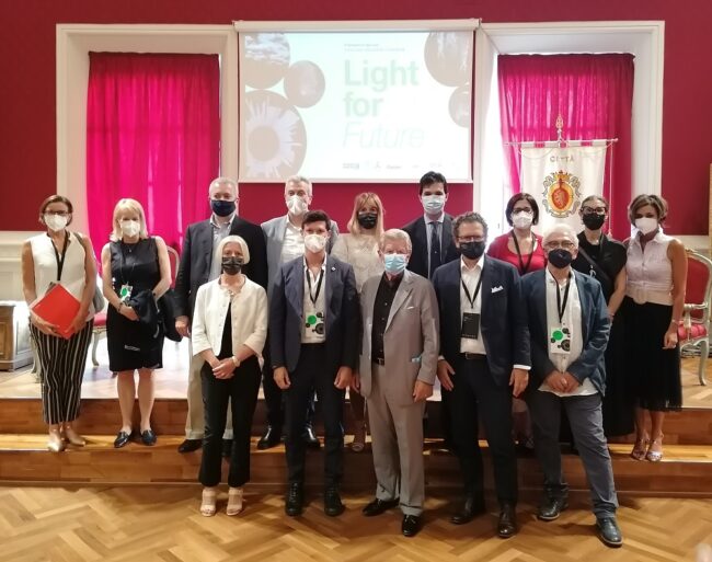 La-conferenza-stampa-Light-for-Future