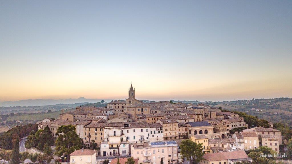 Notte di San Lorenzo, a Montecassiano i desideri si lasciano nella fontana - Vimarsana News