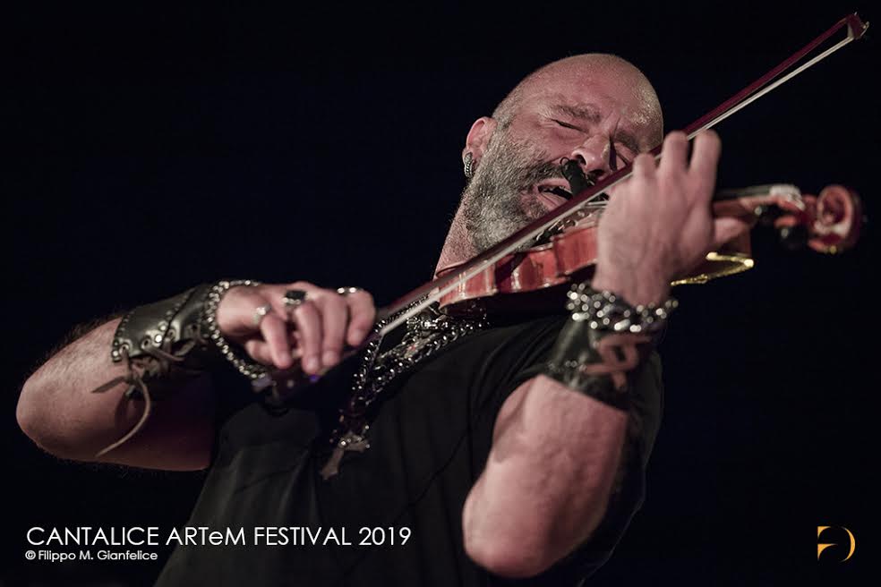 Il violinista Alessandro Quarta al teatro Annibal Caro con l'Artem String Quintet - Vimarsana News