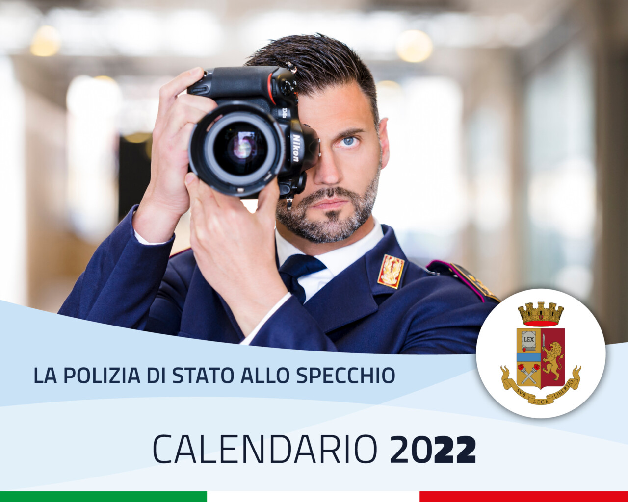 Il calendario della polizia con gli scatti di 12 agenti: ricavato in beneficenza - Vimarsana News
