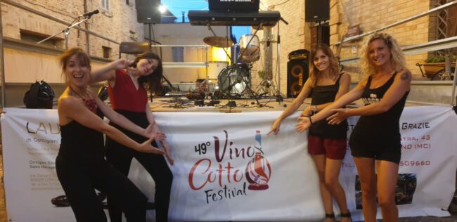 Vicolo-Orti-The-Holograms