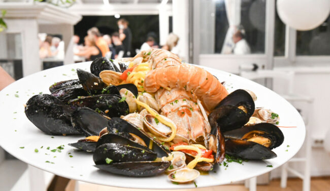 chalet-ristorante-cazza-la-randa-ex-gigetta-micarelli-civitanova-FDM-2-650x377