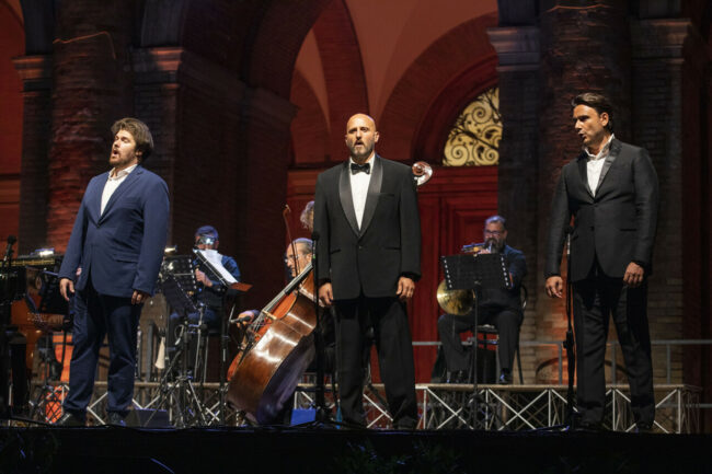 i-tre-tenori-Antonio-Mandrillo-Dario-Prola-Raffaele-Abete-