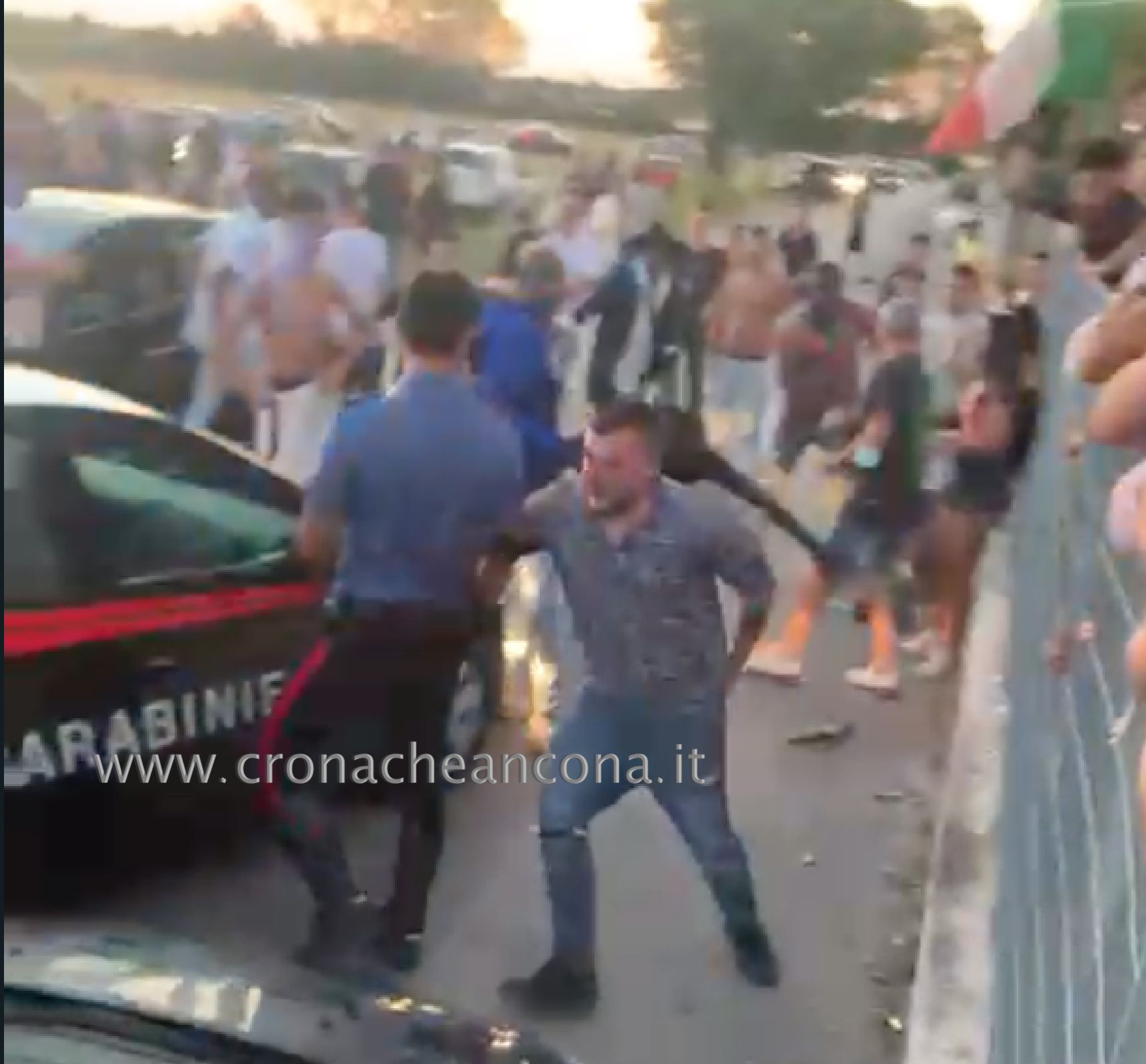 Maxi rissa fuori da Miu, c'è un quinto arresto Minorenne finisce in comunità - Vimarsana News