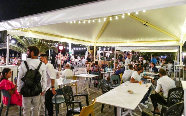 notte-di-ferragosto-2021-la-croce-del-sud-civitanova-1-650x405