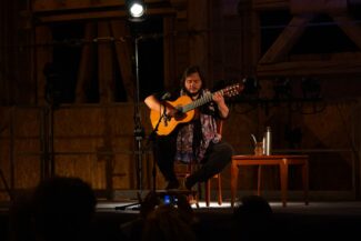Yamandu-Costa_Camerino-Festival-2021-325x217