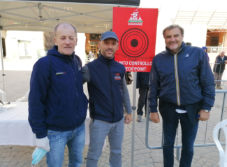 Granfondo-3-325x239